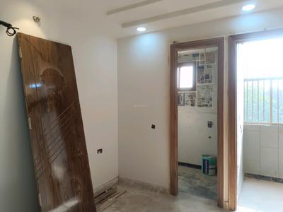 Bedroom Image of 1300 Sq.ft 3 BHK Builder Floor for sale in Sector 22 Rohini New Delhi for Rs. 12500000
