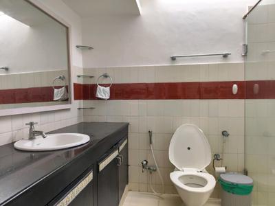 Bedroom One Image of 5500 Sq.ft 3 BHK Independent House for rent in Injambakkam Chennai for Rs. 200000