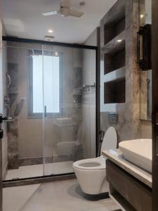 Bathroom Image of 3600 Sq.ft 4.5 BHK Builder Floor for rent in South City Floors 1, Sector 41 Gurgaon for Rs. 165000