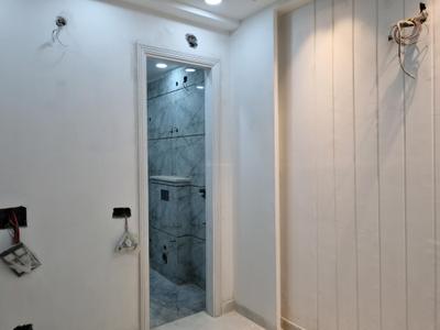 Bedroom Image of 1350 Sq.ft 4 BHK Apartment / Flat for sale in Mahavir Enclave New Delhi for Rs. 13000000