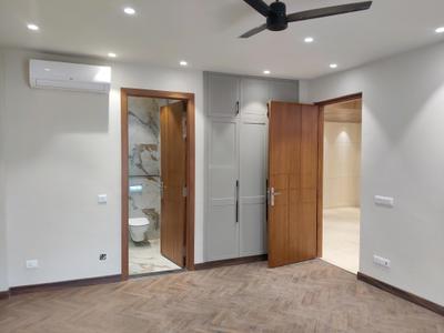 Bedroom Image of 2100 Sq.ft 3.5 BHK Builder Floor for sale in Adani Samsara, Sector 61 Gurgaon for Rs. 39900000
