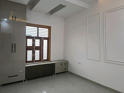 Bedroom Image of 1650 Sq.ft 3 BHK Apartment / Flat for sale in Lal Kuan Ghaziabad for Rs. 6565000