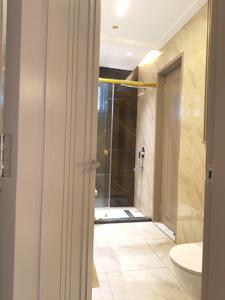 Common Bathroom Image of 2400 Sq.ft 4 BHK Builder Floor for sale in Indirapuram Ghaziabad for Rs. 31000000