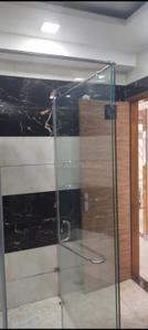 Bathroom Image of 1100 Sq.ft 3 BHK Builder Floor for rent in Sector 24 Rohini New Delhi for Rs. 27000