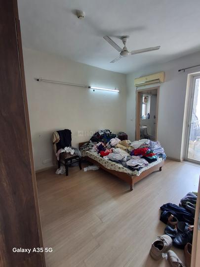 DLF Regal Gardens Main Image 1