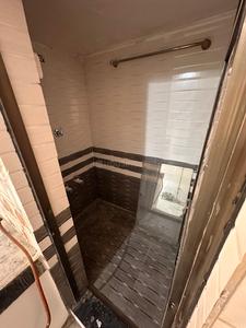 Bathroom Image of 450 Sq.ft 1 BHK Apartment / Flat for rent in Bharuch Telecom Civil Lines Colony Bharuch for Rs. 8000