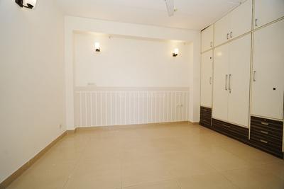 Bedroom Image of 1250 Sq.ft 2 BHK Apartment / Flat for sale in Ajnara Gen X, Crossings Republik Ghaziabad for Rs. 8500000