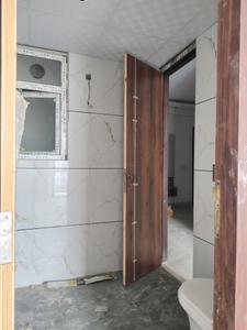 Common Bathroom Image of 1095 Sq.ft 2 BHK Apartment / Flat for sale in Devla Greater Noida for Rs. 3900045