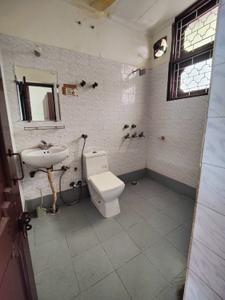 Image of 1620 Sq.ft 3 BHK Builder Floor for rent in Karkardooma, New Delhi for Rs. 40000