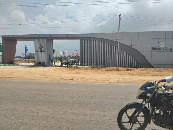 S2 Silicon City Main Image 1