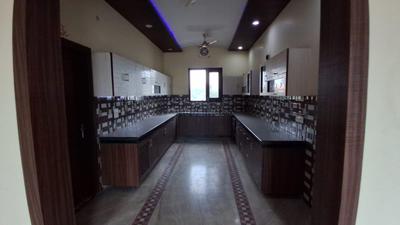 Kitchen Image of 7000 Sq.ft 7 BHK Independent House for rent in Sliver Silver City Greens, Nabha Zirakpur for Rs. 125000