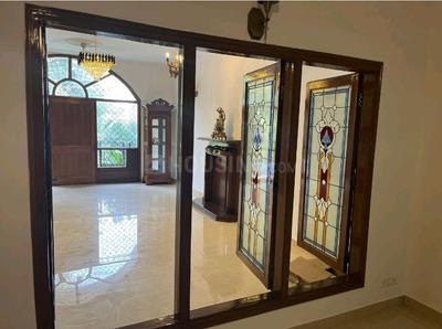 Hall Image of 1937 Sq.ft 9 BHK Independent House for sale in Sector 41 Noida for Rs. 85000000