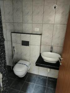 Bathroom Image of 800 Sq.ft 2 BHK Apartment / Flat for sale in Gera Planet Of Joy IV, Upper Kharadi Pune for Rs. 13000000