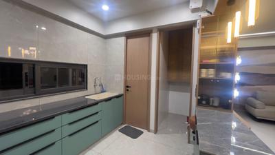 Kitchen Image of 1300 Sq.ft 3 BHK Apartment / Flat for rent in Shivalik Green View, Shantigram Ahmedabad for Rs. 80000