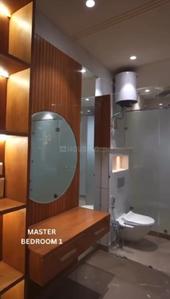 Bathroom Image of 13000 Sq.ft 8 BHK Independent House for sale in DLF Phase 3 Gurgaon for Rs. 185000000