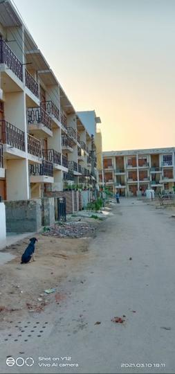 Housing board colony sector 33 Main Image 1