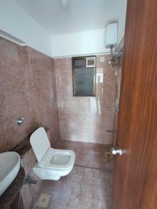 Bathroom Image of 700 Sq.ft 2 BHK Builder Floor for rent in Chamundeshwari Palash, Malad West Mumbai for Rs. 45000