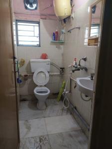 Bathroom Image of 1103 Sq.ft 3 BHK Apartment / Flat for sale in Dum Dum Park Kolkata for Rs. 4700000