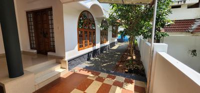 Balcony Image of 1600 Sq.ft 3 BHK Independent House for sale in Puthenangady Kottayam for Rs. 16000000
