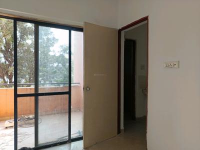 Bedroom Image of 600 Sq.ft 1 BHK Apartment / Flat for rent in Magarpatta Heliconia, Hadapsar Pune for Rs. 25000