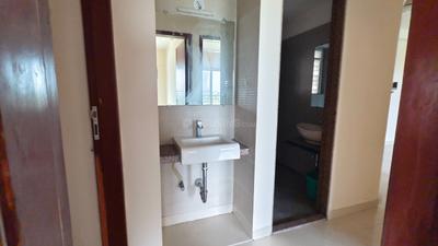 Image of 1950 Sq.ft 3 BHK Apartment / Flat for rent in Paradise Sai World City, Panvel, Navi Mumbai for Rs. 40000