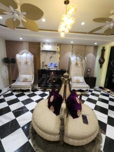 Hall Image of 5000 Sq.ft 5 BHK Builder Floor for sale in Punjabi Bagh New Delhi for Rs. 130000000