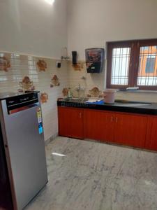 Kitchen Image of 1500 Sq.ft 2 BHK Builder Floor for rent in Gomti Nagar Lucknow for Rs. 34000