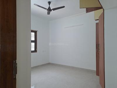 Bedroom Image of 1600 Sq.ft 3 BHK Apartment / Flat for rent in  Sri Chakra Temple Tree, Nungambakkam Chennai for Rs. 60000