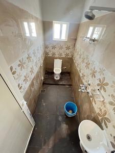 Bathroom Image of 1700 Sq.ft 2 BHK Independent House for rent in Sheikhpura Patna for Rs. 14000