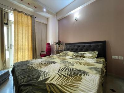 Bedroom Image of 1295 Sq.ft 2 BHK Apartment / Flat for rent in Paramount Symphony, Crossings Republik Ghaziabad for Rs. 18000