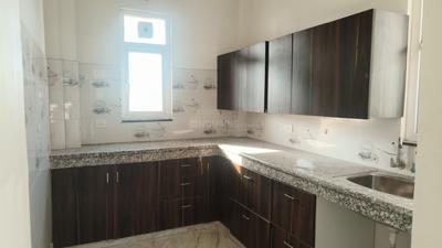 Kitchen Image of 1800 Sq.ft 2 BHK Independent House for rent in Emaar Gomti Greens, Gomti Nagar Lucknow for Rs. 25000
