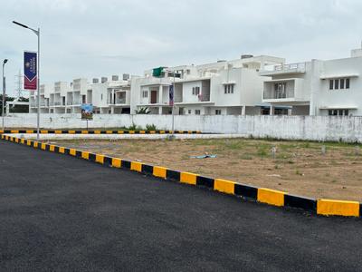 Image of 800 Sq.ft Residential Plot / Land for sale in Empire Kingdom, Siruseri, Chennai for Rs. 4640000
