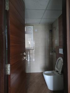 Common Bathroom Image of 1085 Sq.ft 2 BHK Apartment / Flat for rent in ACE Parkway, Sector 150 Noida for Rs. 32600