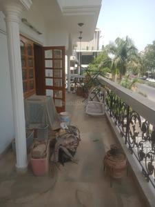 Balcony Image of 2250 Sq.ft 4 BHK Builder Floor for sale in Janakpuri New Delhi for Rs. 55000000