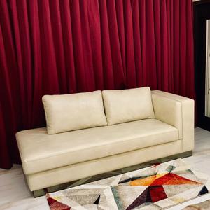 Hall Image of 3429 Sq.ft 5 BHK Villa for sale in NG Ashwaraj Bungalows, Prahlad Nagar Ahmedabad for Rs. 54000000
