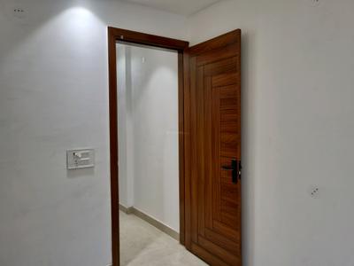 Bedroom Image of 600 Sq.ft 2 BHK Apartment / Flat for sale in Dwarka Mor New Delhi for Rs. 4000000