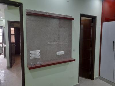 Hall Image of 1000 Sq.ft 2 BHK Builder Floor for rent in Preet Vihar New Delhi for Rs. 25000
