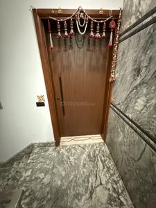 Bedroom Image of 1800 Sq.ft 3 BHK Builder Floor for rent in Pitampura New Delhi for Rs. 65000