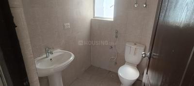 Bathroom Image of 585 Sq.ft 1 BHK Apartment / Flat for sale in Aditya Urban Homes Phase 1A, Bamheta Village Ghaziabad for Rs. 3600000
