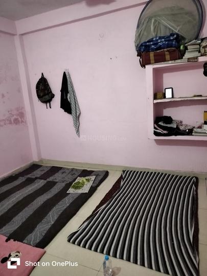 Jhusi Bedroom 1