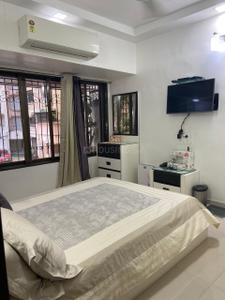 Bedroom Image of 1800 Sq.ft 3 BHK Apartment / Flat for rent in Poorna Apartments, Andheri West Mumbai for Rs. 150000