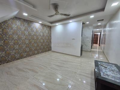 Living Room Image of 1000 Sq.ft 2 BHK Builder Floor for rent in Ramesh Nagar New Delhi for Rs. 25999