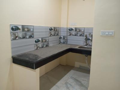 Kitchen Image of 450 Sq.ft 2 BHK Apartment / Flat for sale in Alambagh Lucknow for Rs. 1500000