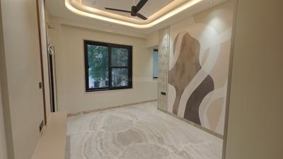 Bedroom Image of 3600 Sq.ft 4 BHK Builder Floor for sale in Anand Vihar New Delhi for Rs. 65000000