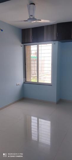 Majestique Aqua Main Image 1