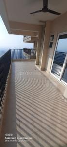 Balcony Image of 1950 Sq.ft 4 BHK Apartment / Flat for sale in Gaur Yamuna City, Yeida Greater Noida for Rs. 13500000