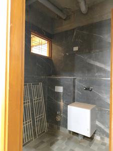 Common Bathroom Image of 1700 Sq.ft 4 BHK Builder Floor for sale in Vasundhara Ghaziabad for Rs. 17800000