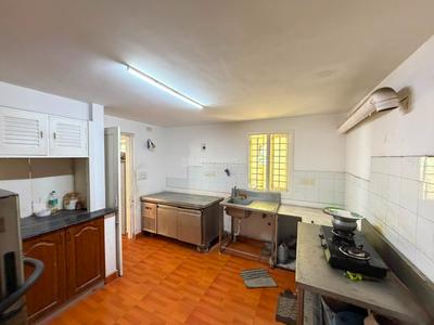 Kitchen Image of 5000 Sq.ft 10 BHK Independent House for sale in Thiruvanmiyur Chennai for Rs. 200000000