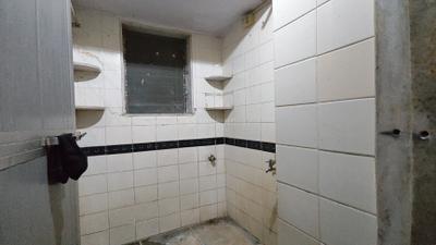 Bathroom Image of 650 Sq.ft 1 BHK Apartment / Flat for rent in Kalwa Thane for Rs. 19000