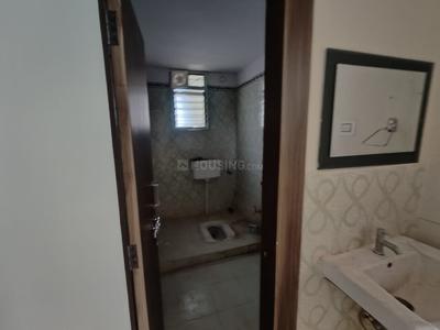 Bathroom Image of 1603 Sq.ft 3 BHK Apartment / Flat for rent in Bariatu Ranchi for Rs. 18000